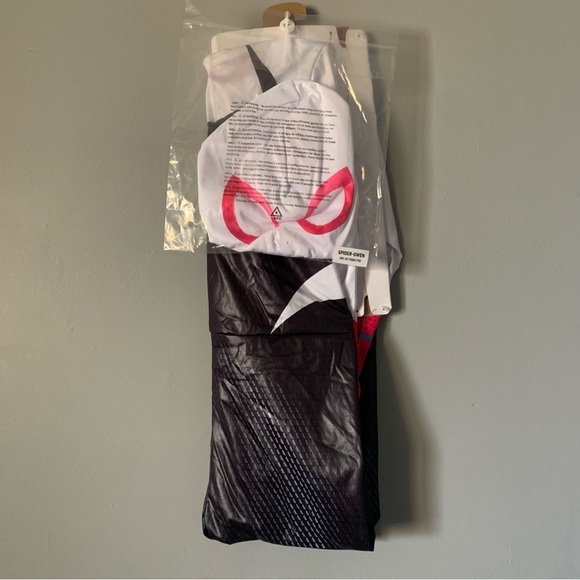 NWT. MARVEL Spider-Man Spider-Gwen Costume - Picture 4 of 6